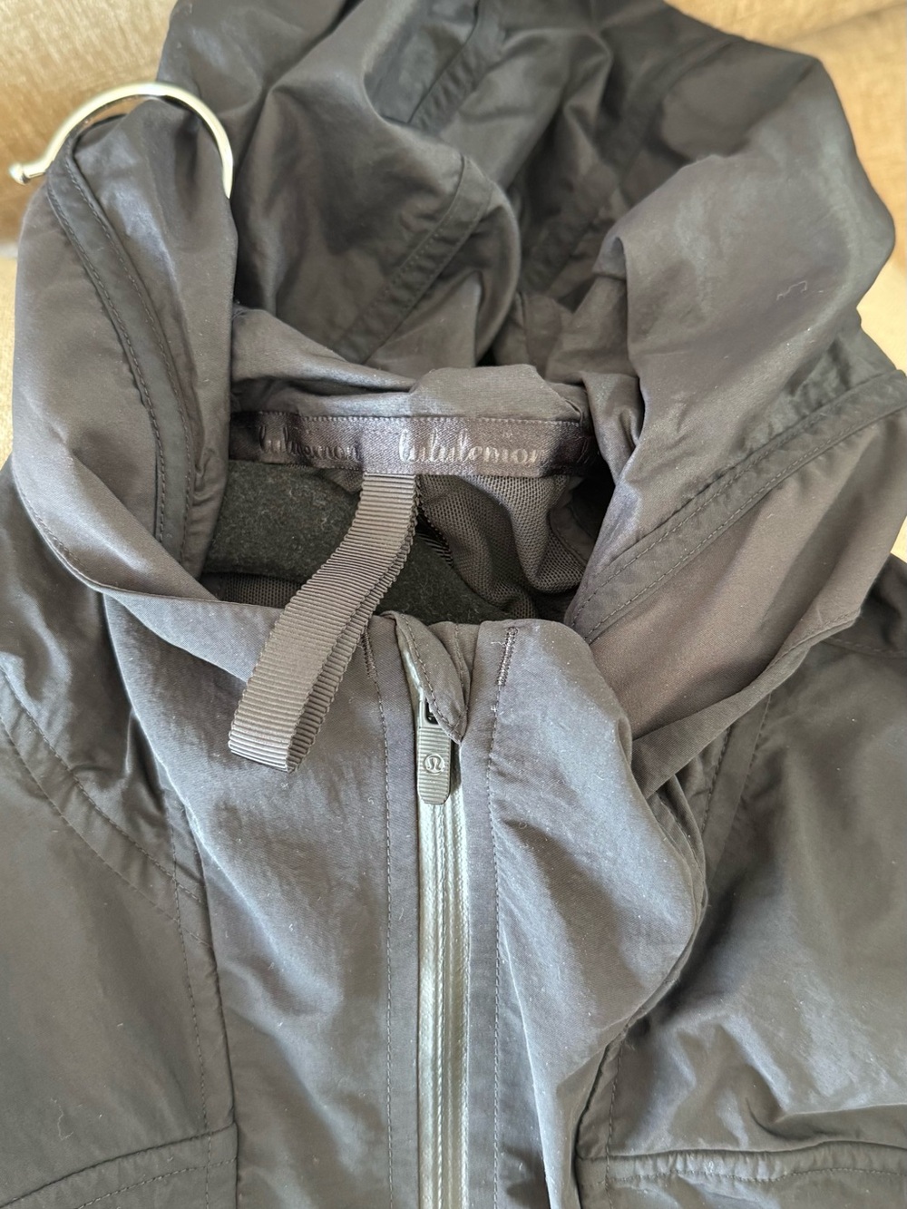 Lululemon rain pullover - Picture 4 of 5
